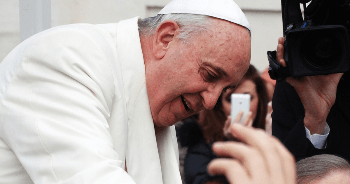 Francis models pastoral care of the homeless