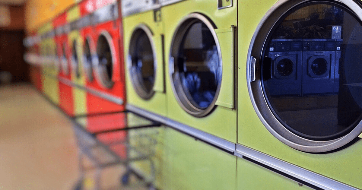 Laundry Trucks: Providing Homeless with Clean Clothing