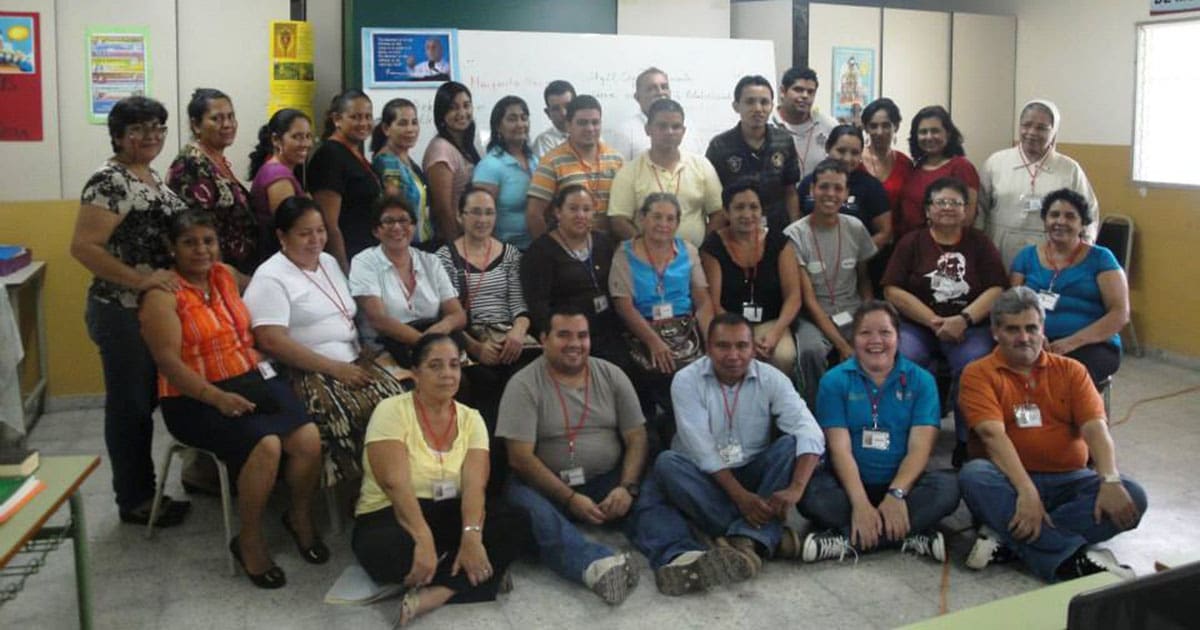 A Second Cohort Begins the Margarita Naseau School (Honduras)