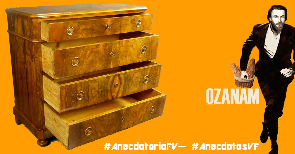 The Chest of Drawers of the Poor Family #AnecdotesVF