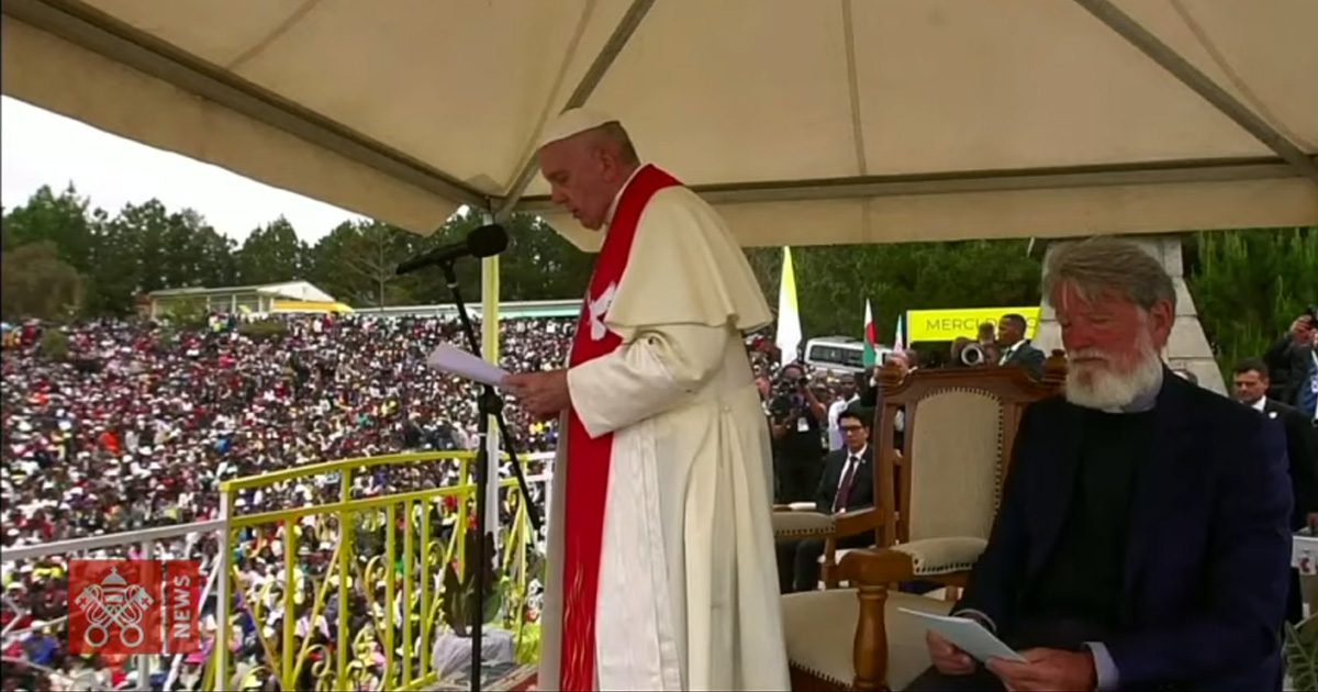Greeting of Pope Francis During his Visit to Akamasoa