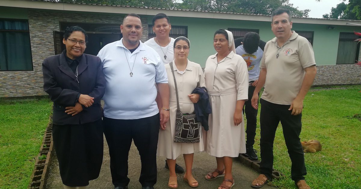 The Daughters of Charity Visited the “Ángel de Amor” Foundation in Costa Rica