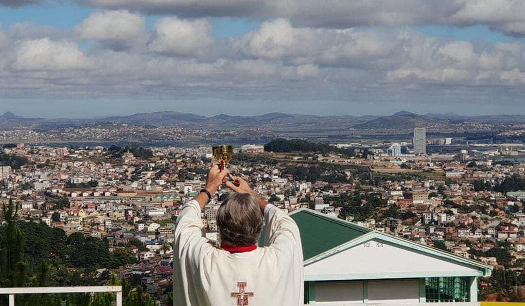 Fr. Opeka Celebrates the Eucharist for All the People of Antananarivo