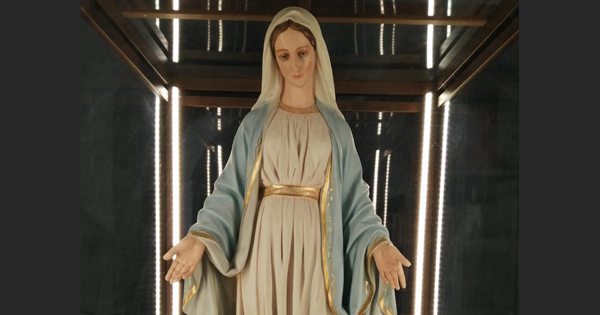 Pilgrimage with Mary – On the 190th Anniversary of the Apparitions of the Blessed Mother to Saint Catherine Labouré
