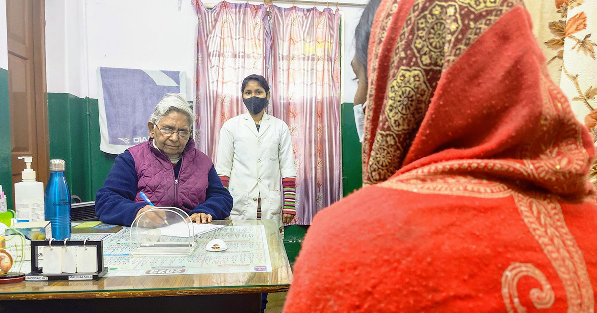 Healing Hands at Bakhtiapur Health Clinic, India
