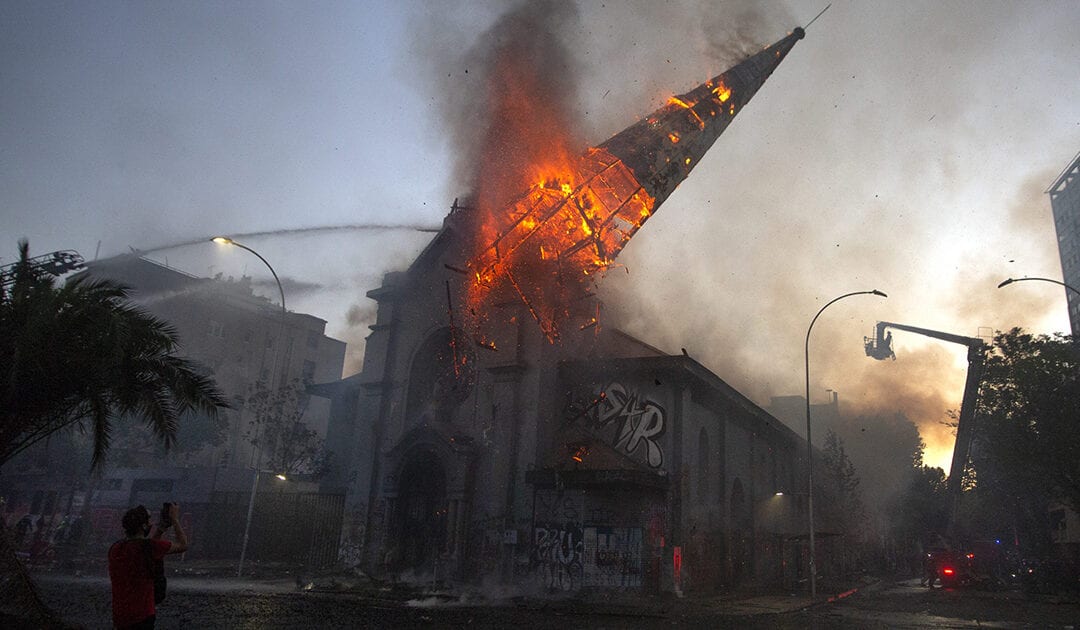 Les églises incendiées une atteinte pour l’expression de la liberté religieuse