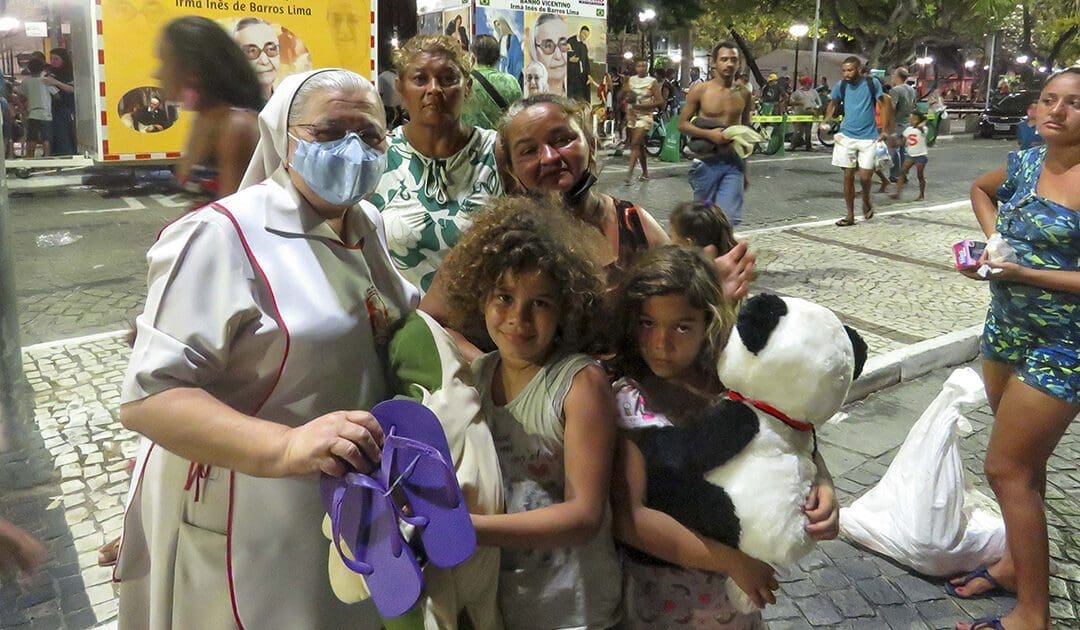 Projet « Une douche de charité » pour les sans-abri au Brésil