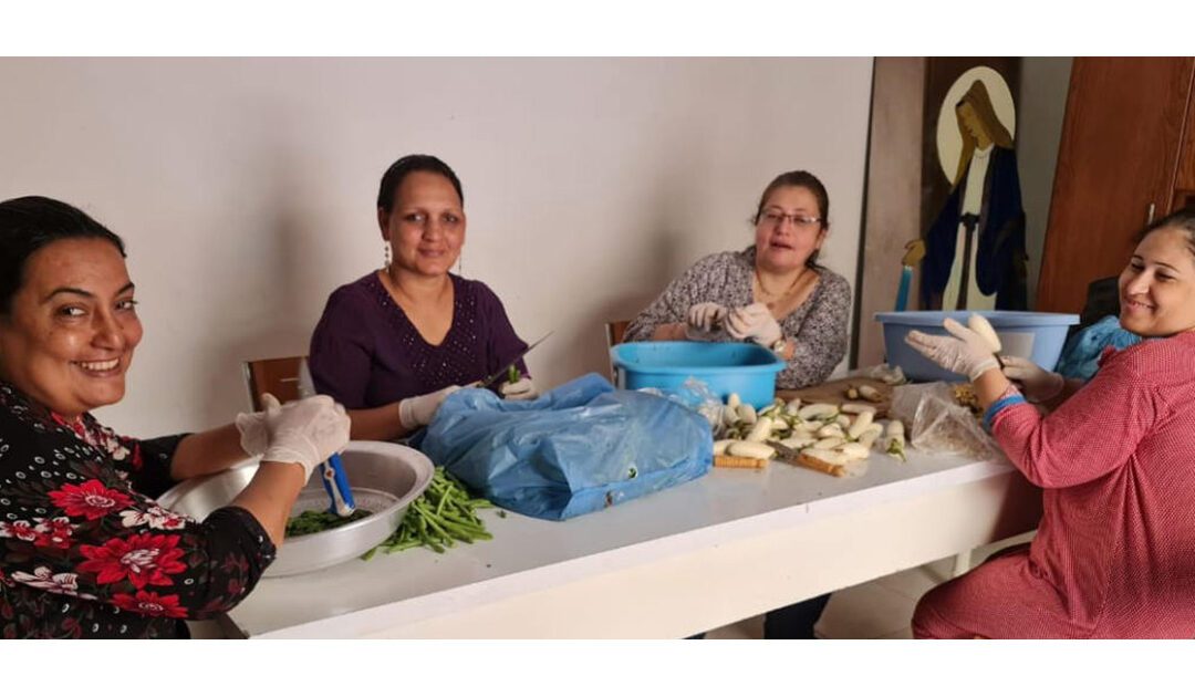 Le projet « Manger Sainement » de l’AIC Egypte : Proposer des repas sains dans une école du Caire tout en permettant à dix femmes défavorisées de bénéficier d’un revenu