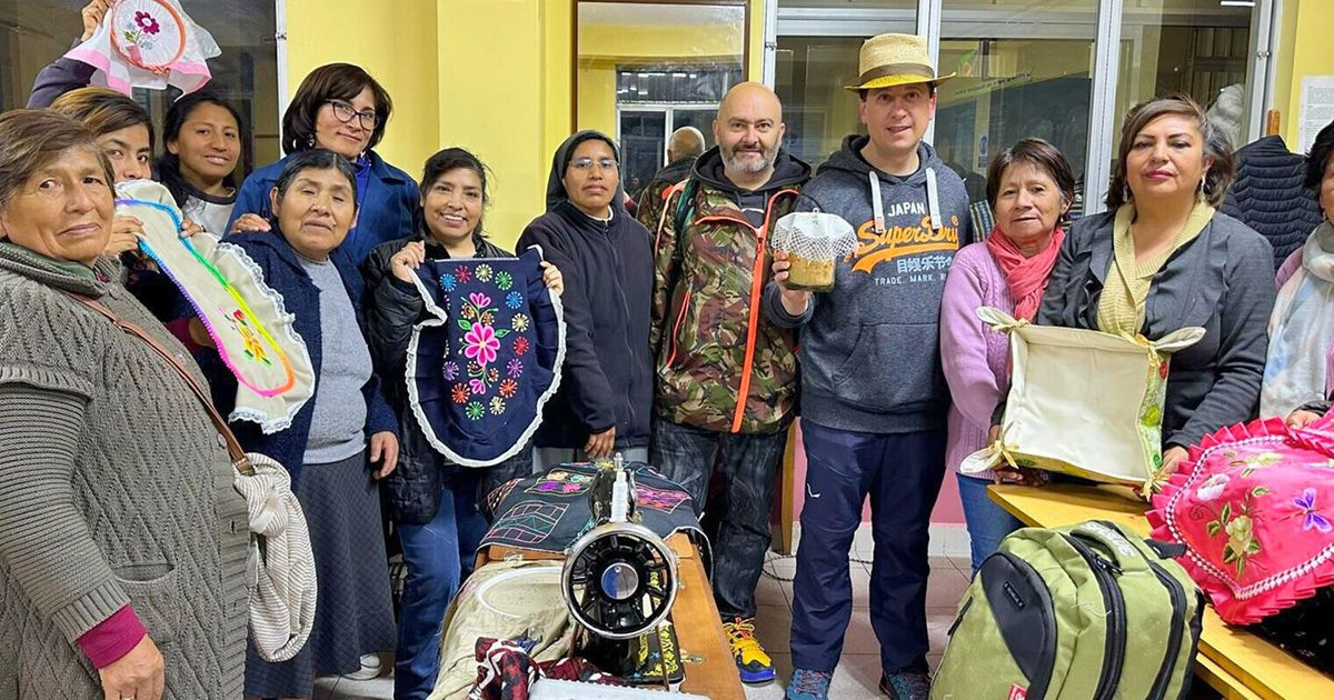 Aiutaci a costruire un laboratorio di panificazione e tessitura in Perù