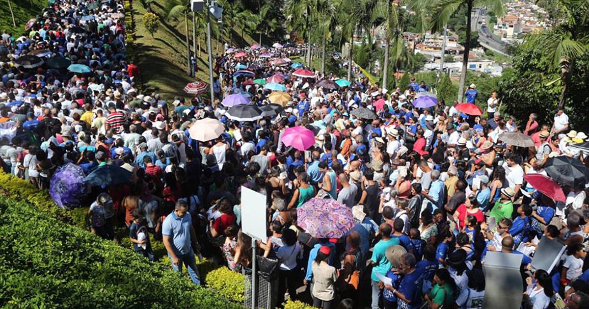 Amor aos Pobres e devoção mariana levam mais de 40 mil vicentinos a evento no Brasil