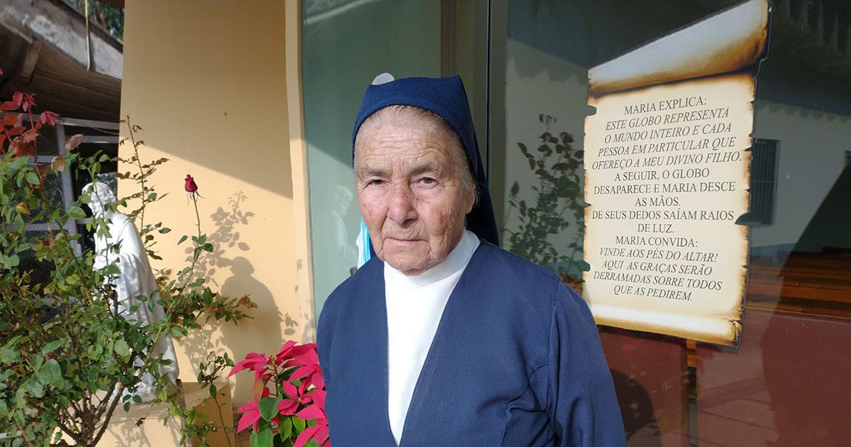 Aos 88 anos, Ir. Otília segue com sua missão na Cidade dos Velhinhos